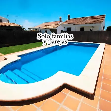 Con Piscina Compartida Y Jardin Privado Apartment