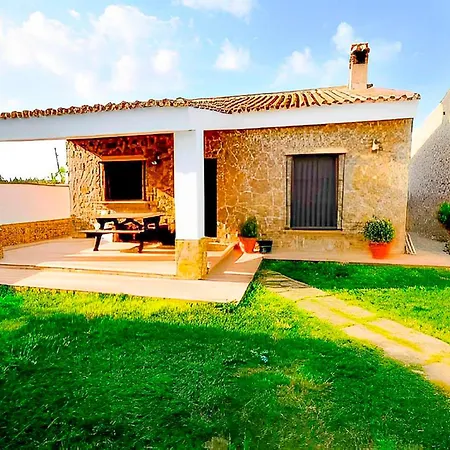 Con Piscina Compartida Y Jardin Privado Apartment