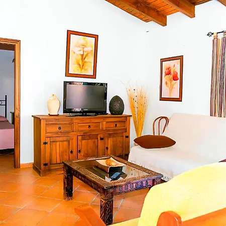 Con Piscina Compartida Y Jardin Privado * Cadiz