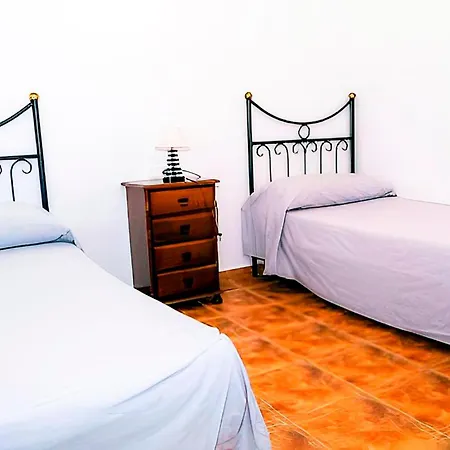 Apartment Con Piscina Compartida Y Jardin Privado *